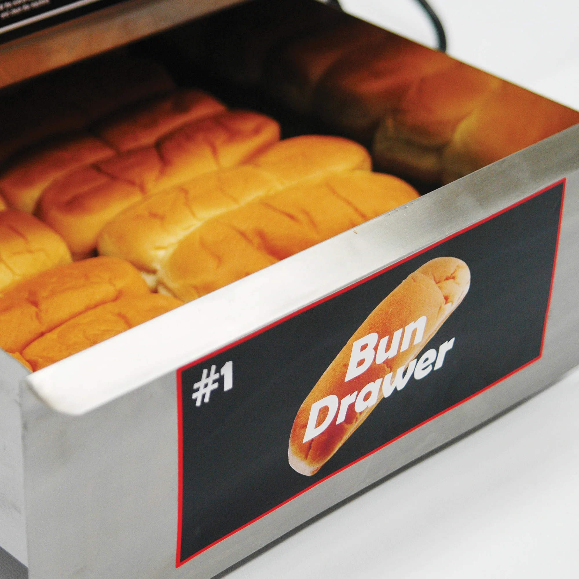 Winco 60024 15 Inch Hot Dog Grill Electric with Slide Tray and Water Reservoir - Image 5