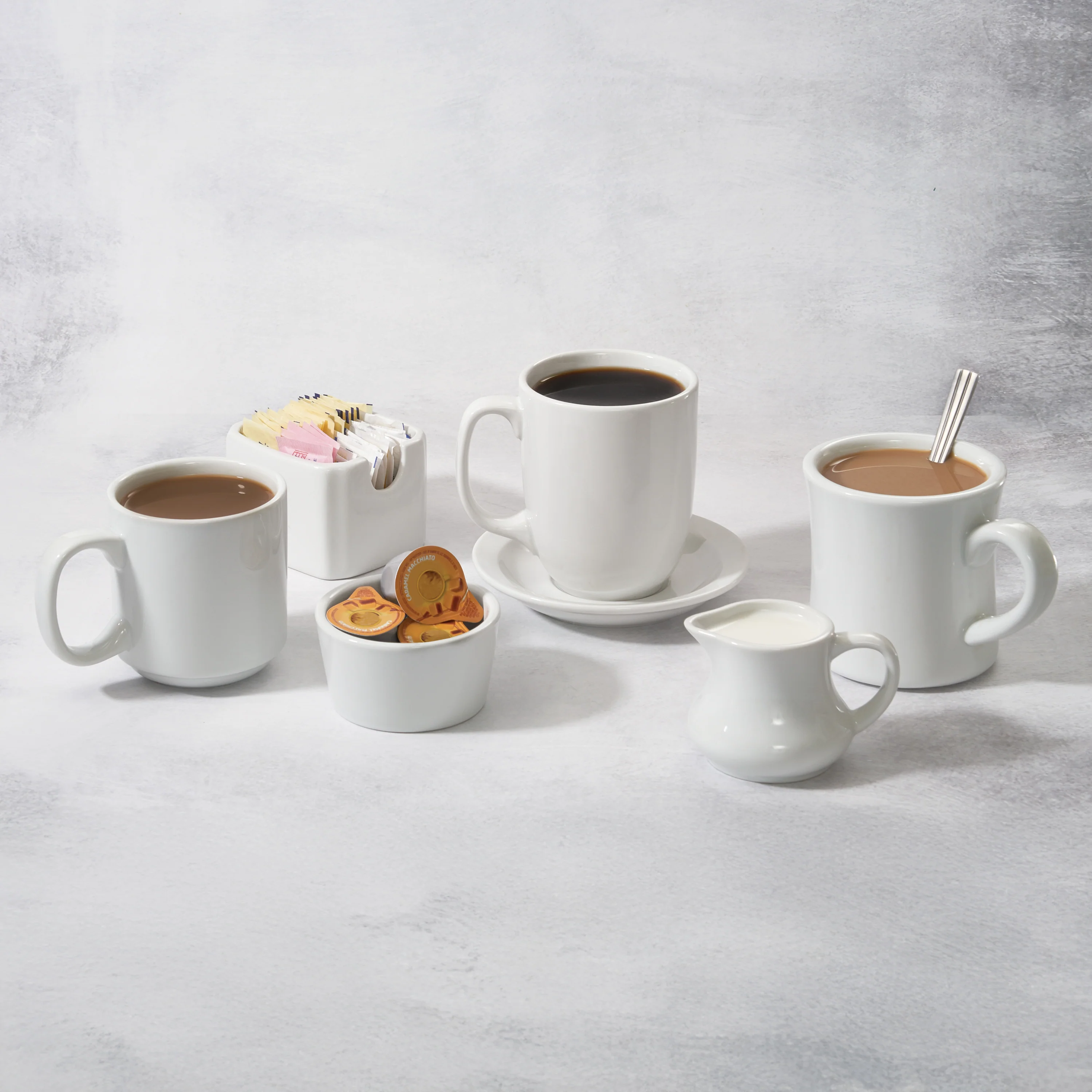 Winco ACD-4 Creamer 4 Oz. 3-1/4"L X 2-1/8"W X 2-1/2"H - Image 4