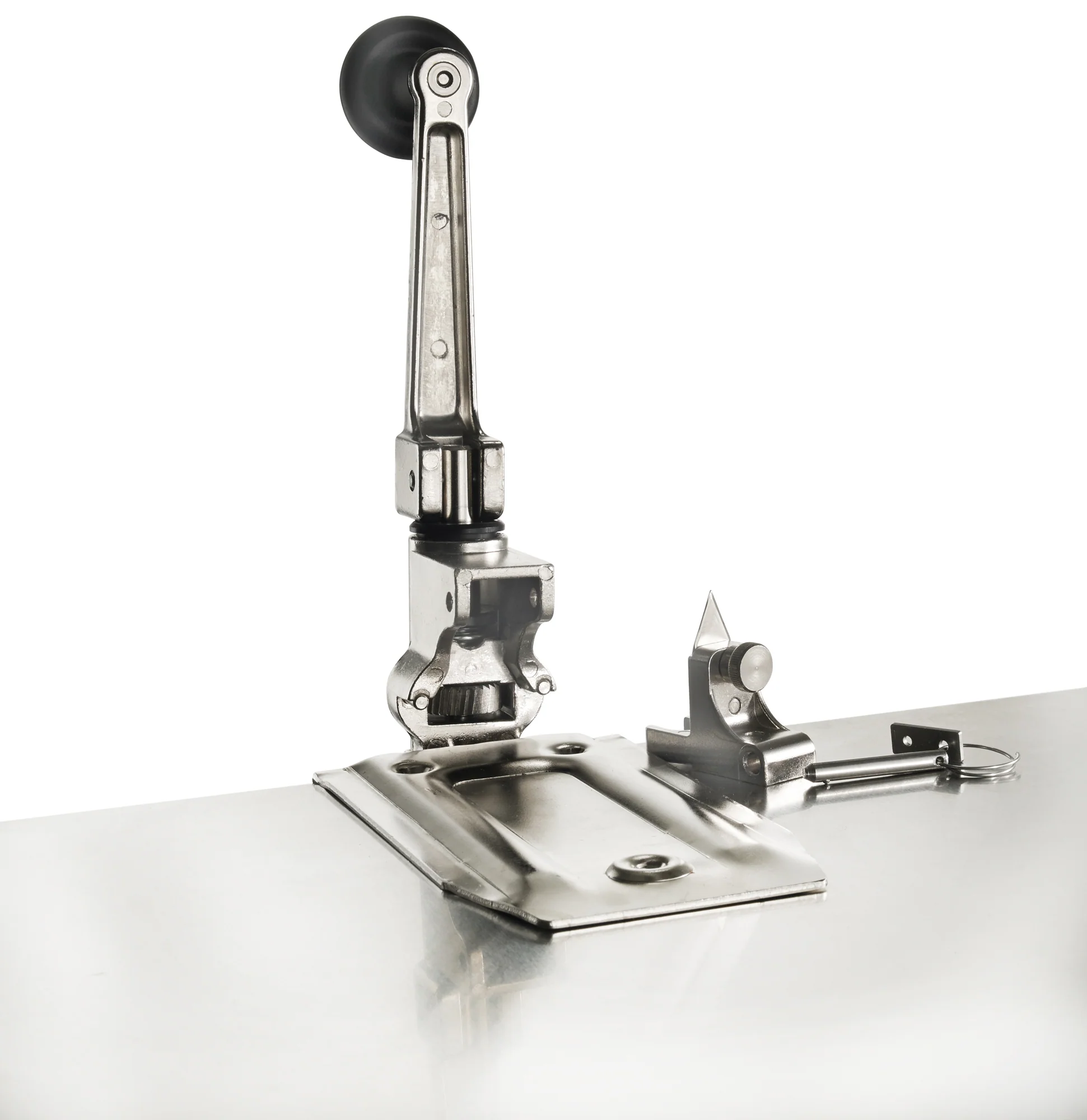 Winco CO-3N 6 Inch Manual Can Opener Rigid Universal Mounting Base with Knife Blade Stainless Steel - Image 4