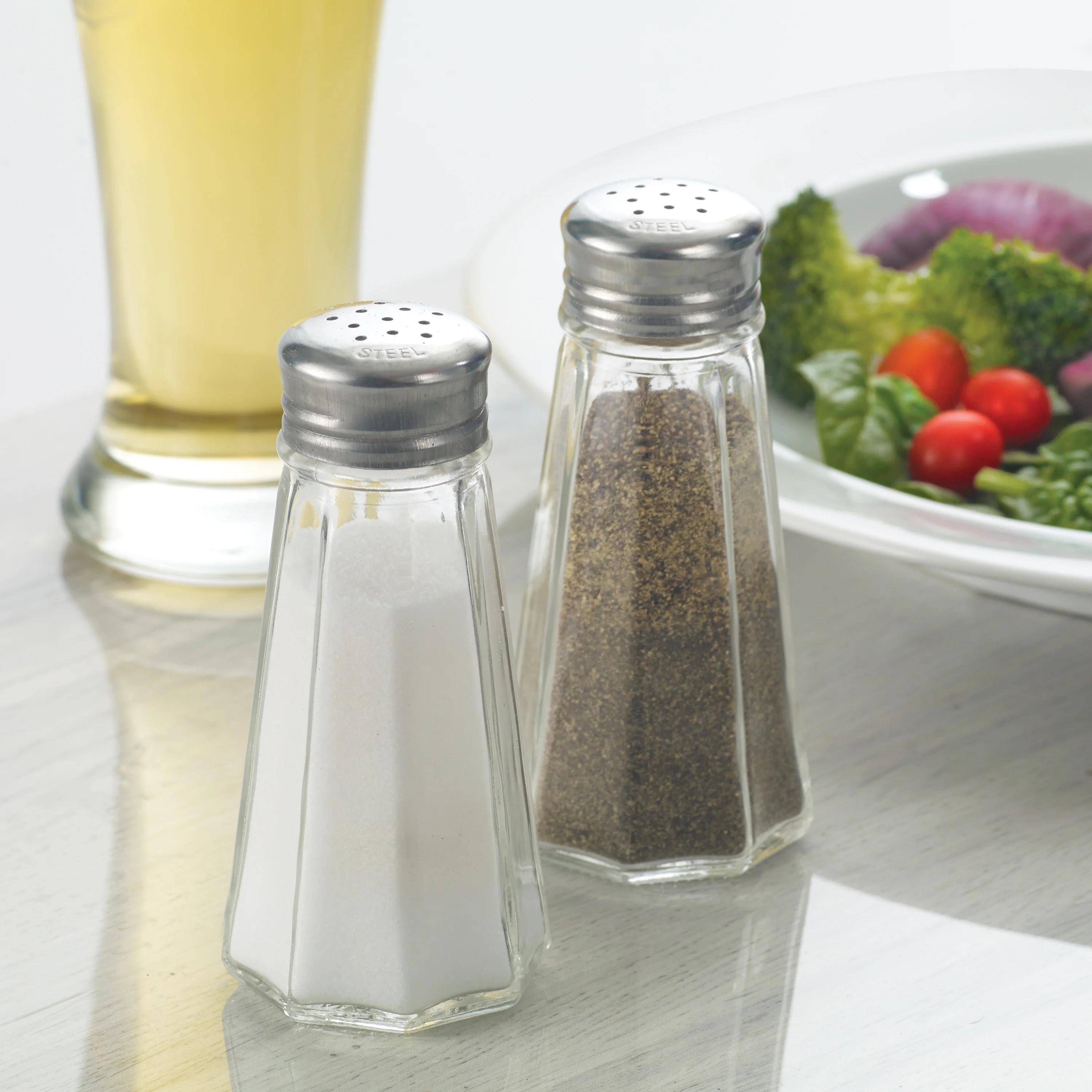 Winco G-117 3 Oz Glass Shaker Paneled with Stainless Steel Top - Image 3