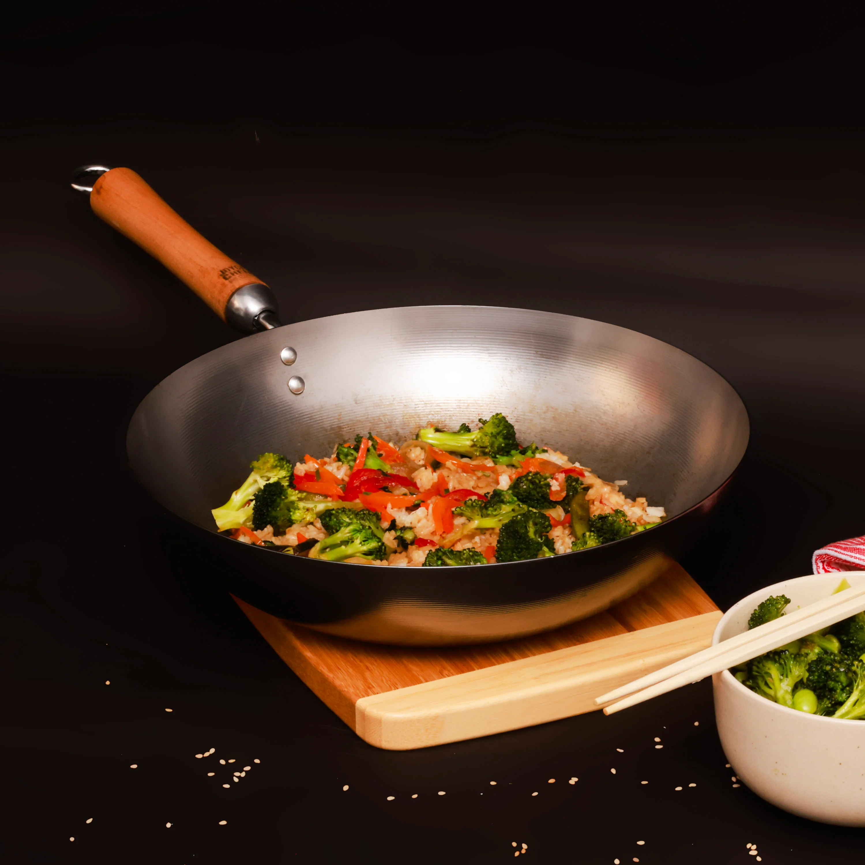 Carbon Steel Stir-Fry Pan 12 Inch - Winco J21-9979 Joyce Chen Birch Handle - Image 4