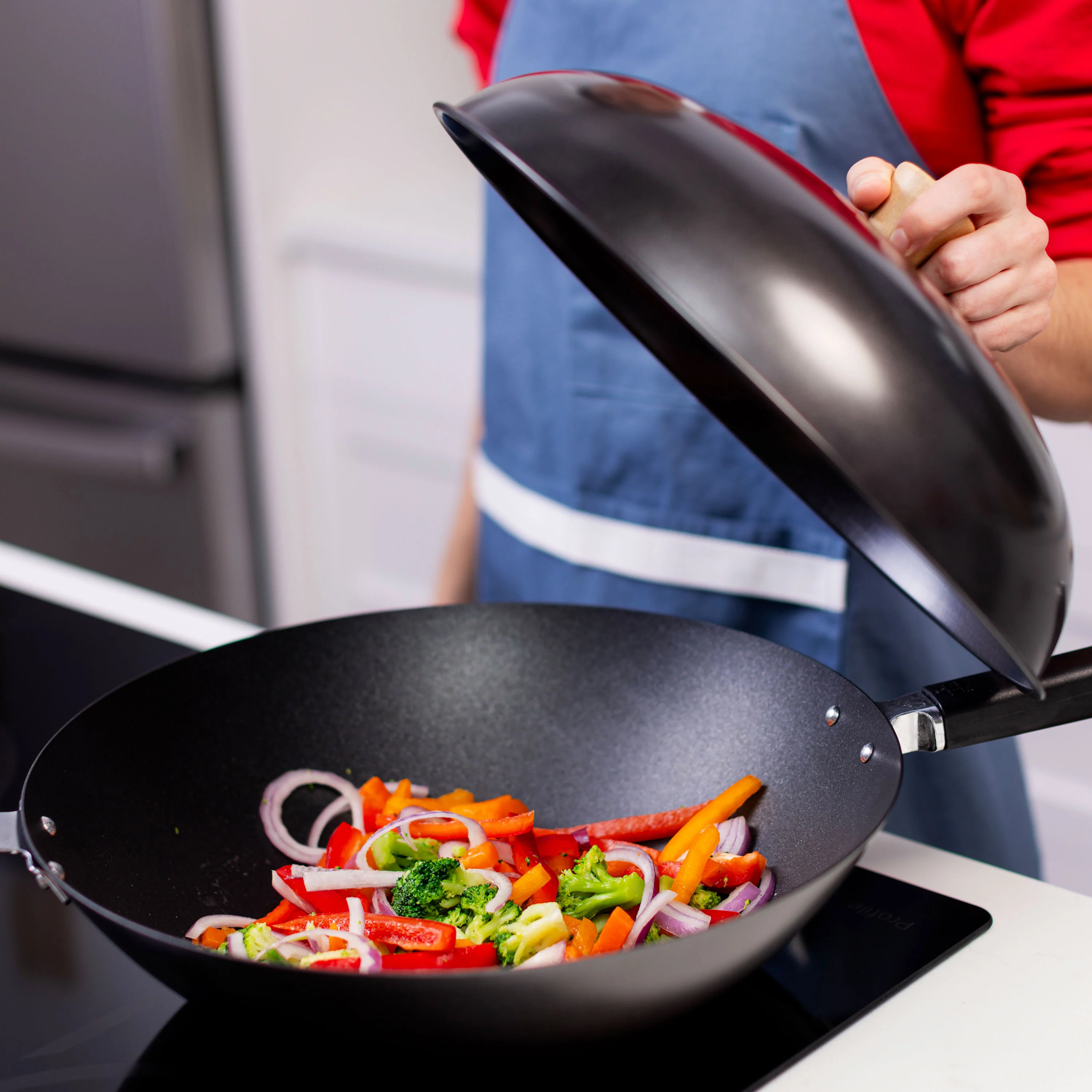 Winco 14" Nonstick Wok Lid - For Joyce Chen Woks - Image 5