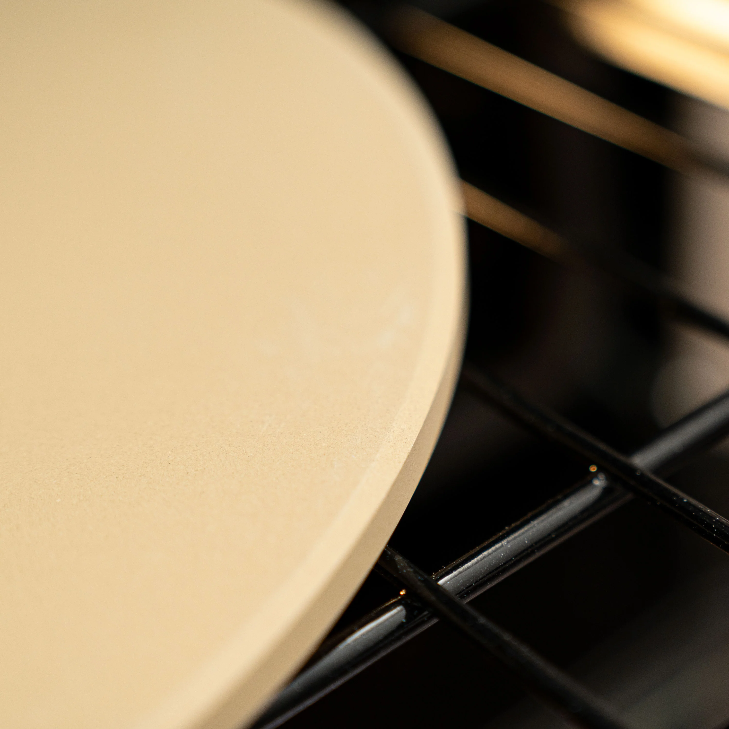 Winco KCH-08411 16 Inch Diameter Round Pizza Stone Beige Cordierite with Durability - Image 5