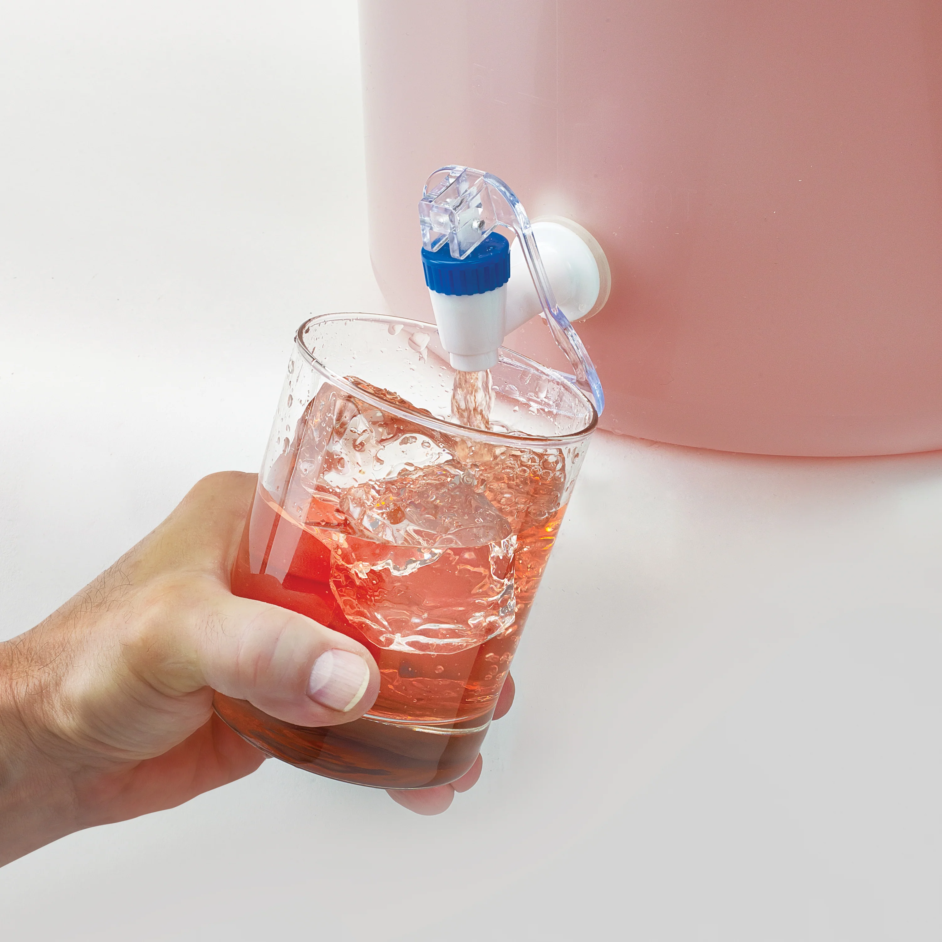 Winco PBDW-22 6 Gallon Beverage Dispenser Drip-proof Spigot White Polypropylene - Image 2