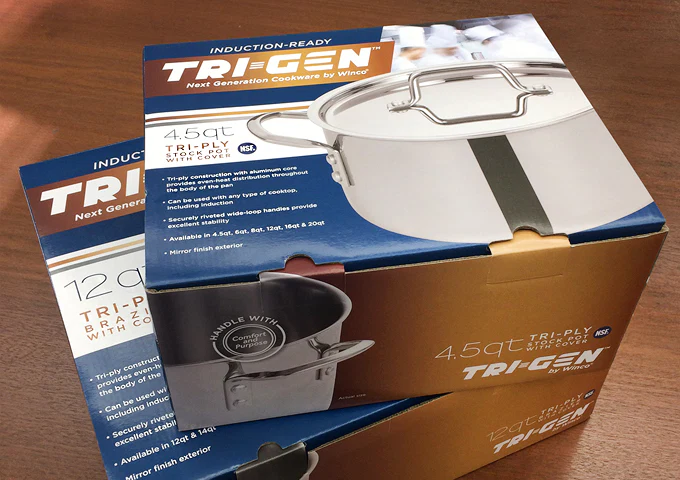 Winco TGSP-20 20 Quart Tri-Gen Induction-Ready Stock Pot with Cover - Image 3