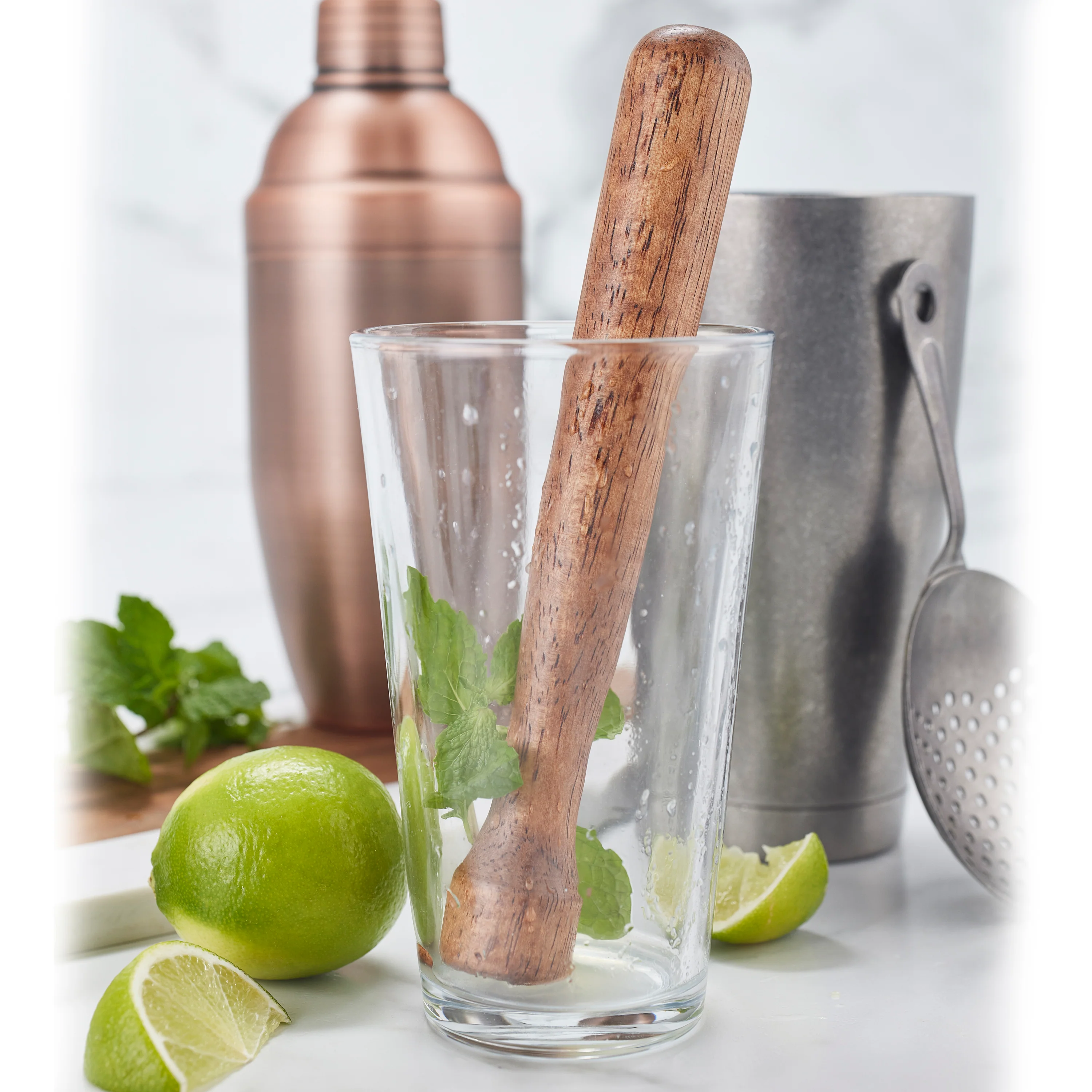 Winco WG10-001 16 Oz Mixing Glass Non-Tempered Reliable Beverage Vessel - Image 3